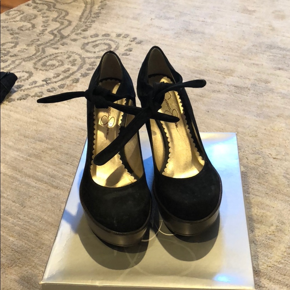 Jessica Simpson wedges size 7